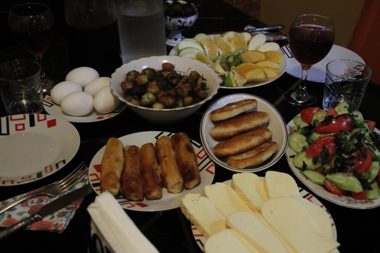 Guest House Ketrin Tbilisi Bagian luar foto