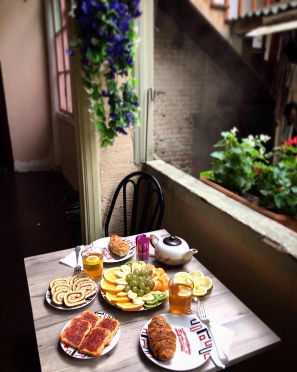 Guest House Ketrin Tbilisi Bagian luar foto
