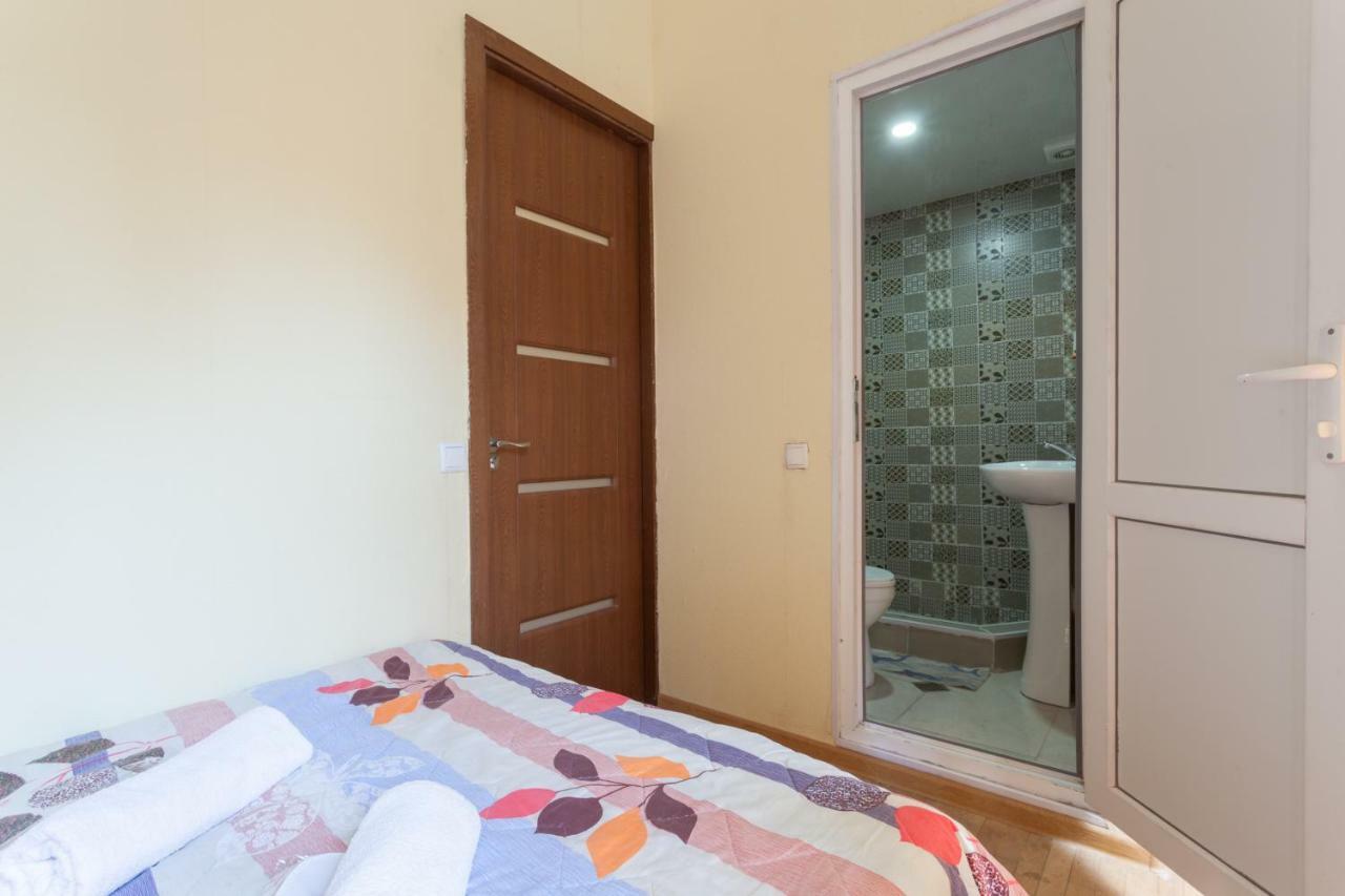 Guest House Ketrin Tbilisi Bagian luar foto