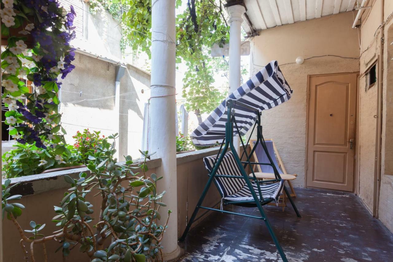 Guest House Ketrin Tbilisi Bagian luar foto
